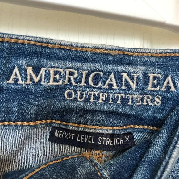 American Eagle Outfitters Women’s Size 2 Jean Skirt Next Level Stretch Ripped - Picture 3 of 6